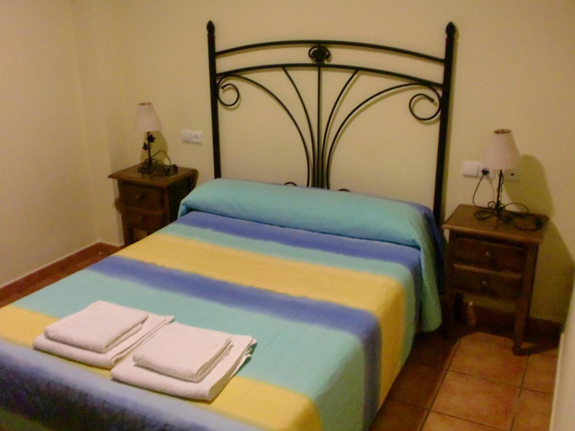 Hostal Las Tres Jotas Alcaracejos Chambre photo