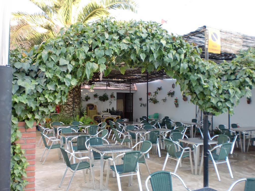 Hostal Las Tres Jotas Alcaracejos Extérieur photo